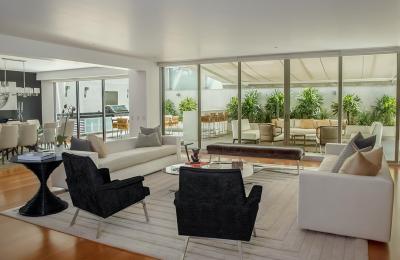 Sleek Urban Residence